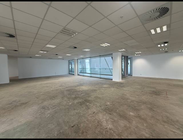 1,976M² OFFICE TO LET IN SANDTON CENTRAL